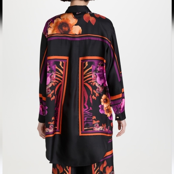 Camila Shirt Tunic with pockets Oversized - Picture 8 of 8